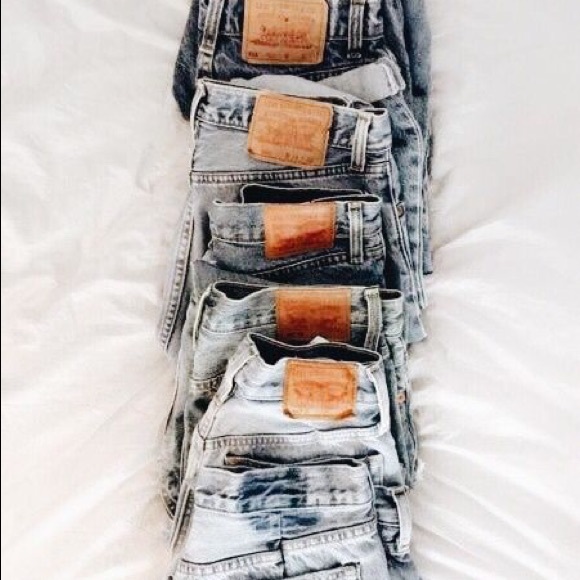 RESELLER MYSTERY BOX - Picture 4 of 16